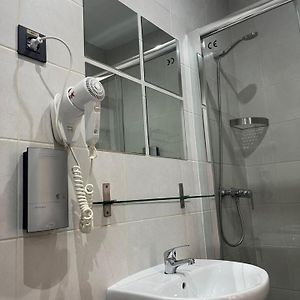 Habitación con 2 Camas Individuales